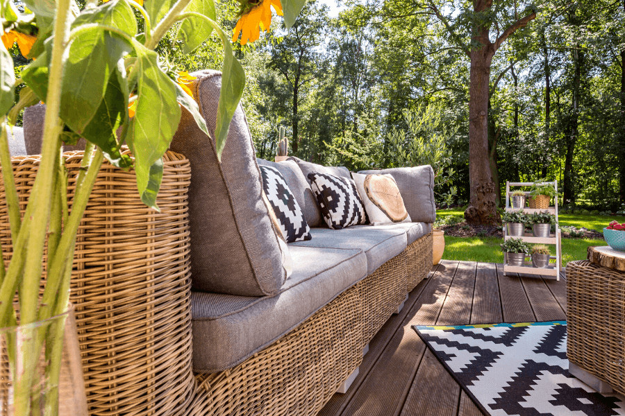 Altana do ogrodu - meble rattanowe