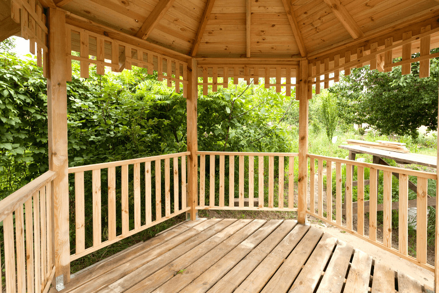 budowa altany ogrodowej - rodzaje altan